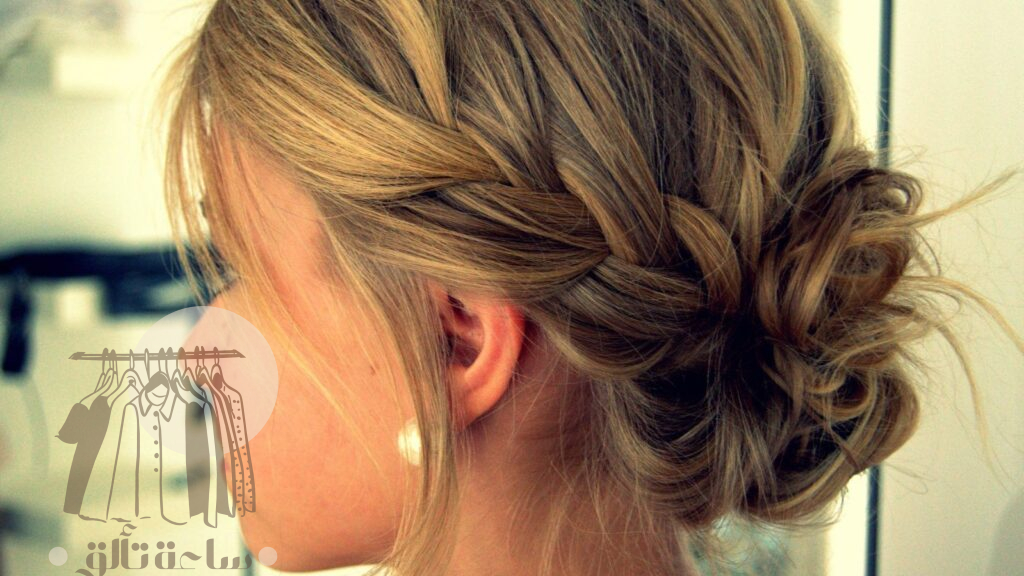 تسريحات شعر بسيطة مرفوعة