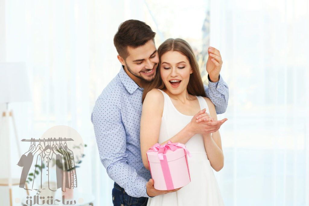 ١٠ هدايا مبتكرة تهديها لعروس الصيف المقبلة