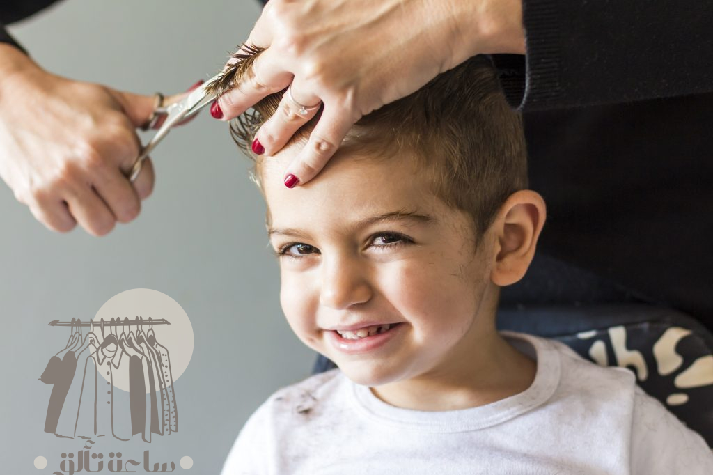 حلاقة شعر الأولاد قبل المدارس