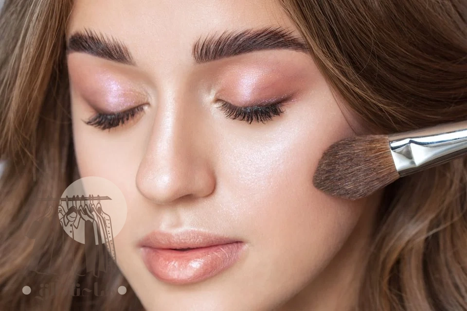 تألقي مع مكياج Soft Glam لإطلالة طبيعية وناعمة