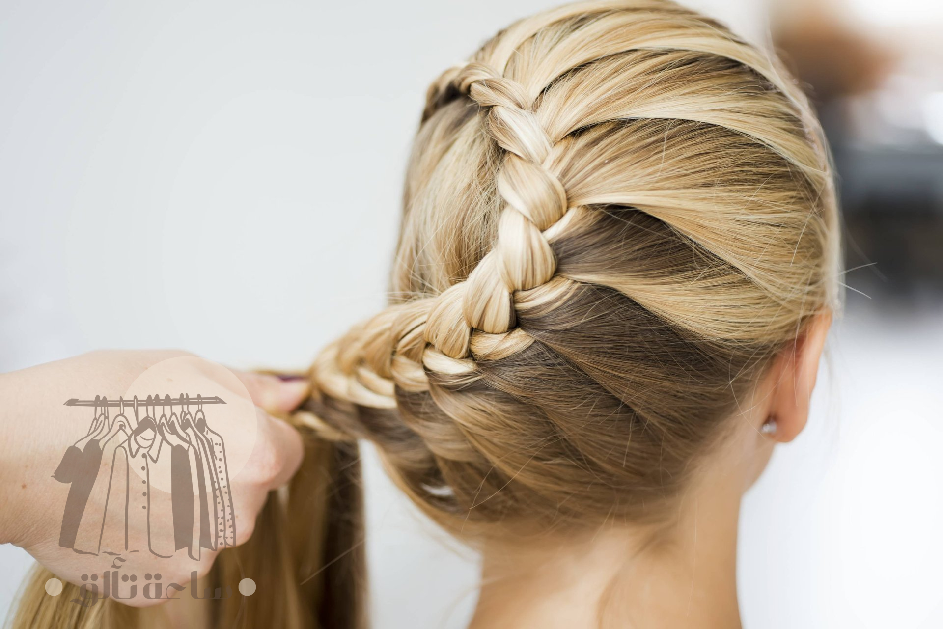 تسريحات ضفائر جذابة لعيد الحب Valentine's Day