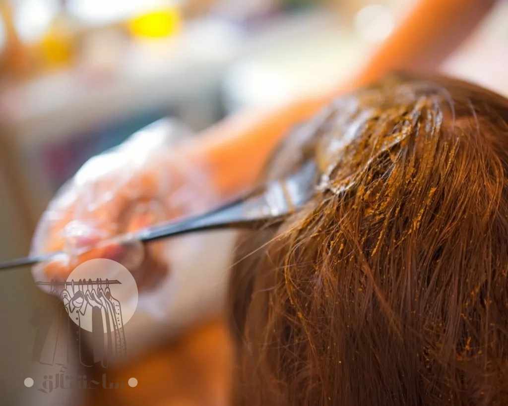 خلطة الحناء السحرية لتكثيف وتطويل الشعر